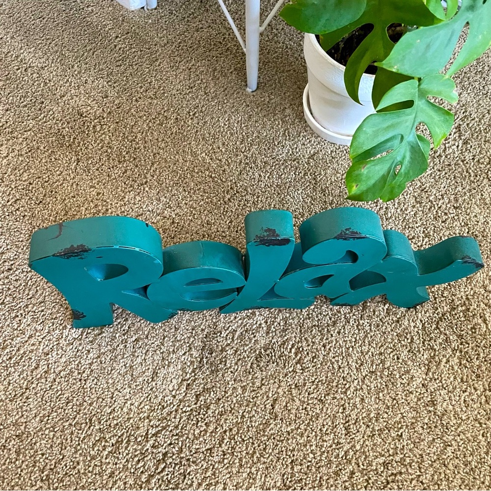 “Relax” Metal Sign - Picture 4 of 4